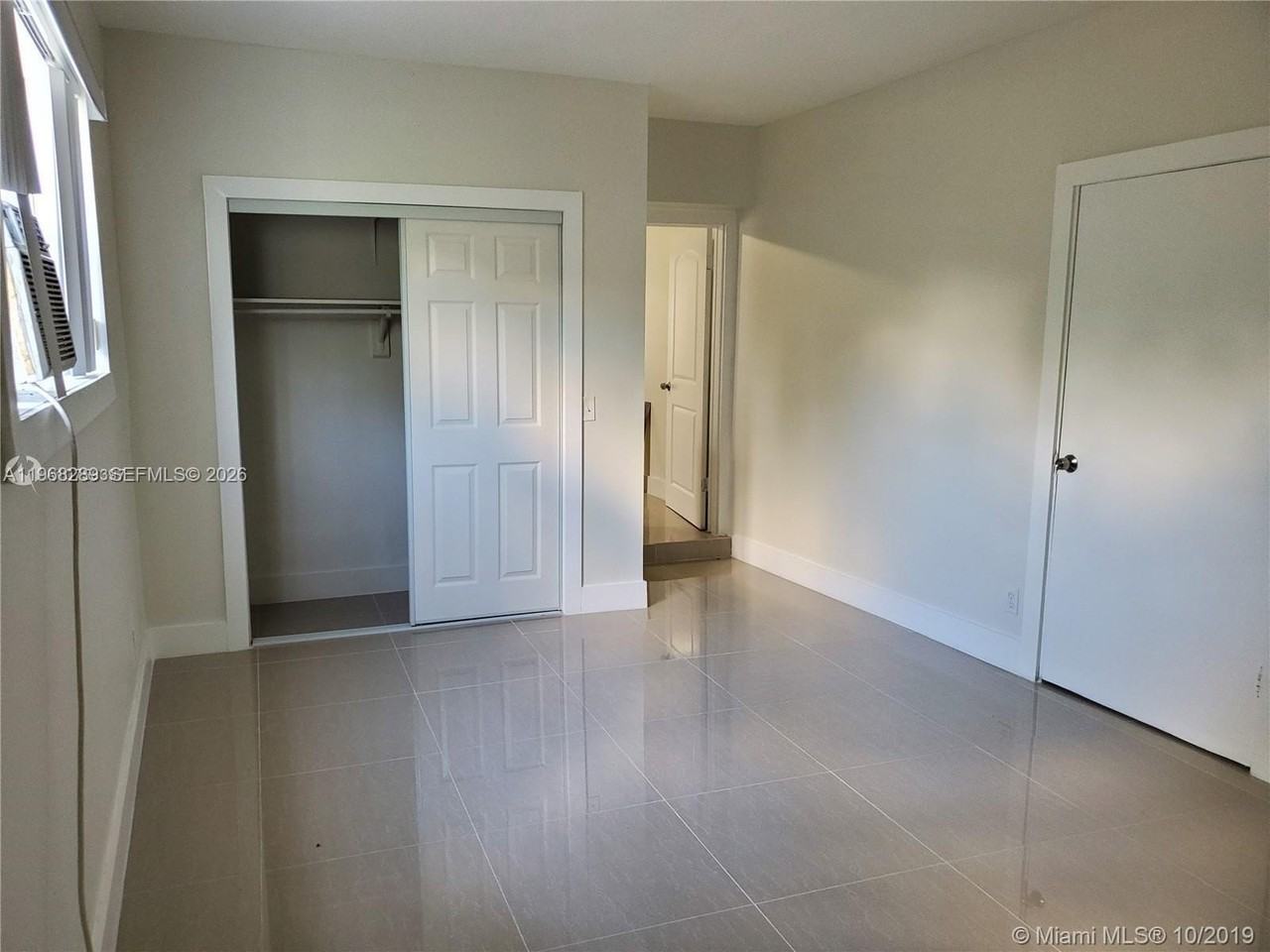 701 Columbus Pkwy #709 - Photo 6 of 7