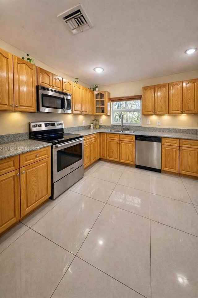 7871 Nw 53rd Ct #7871 - Photo 5 of 24