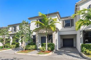 1541 Sw 28th St #1541 - Photo 1 of 1