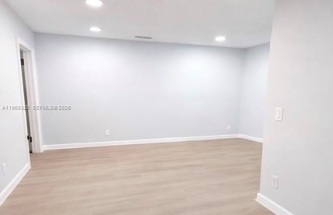 1330 Nw 7th Pl - Photo 5 of 10