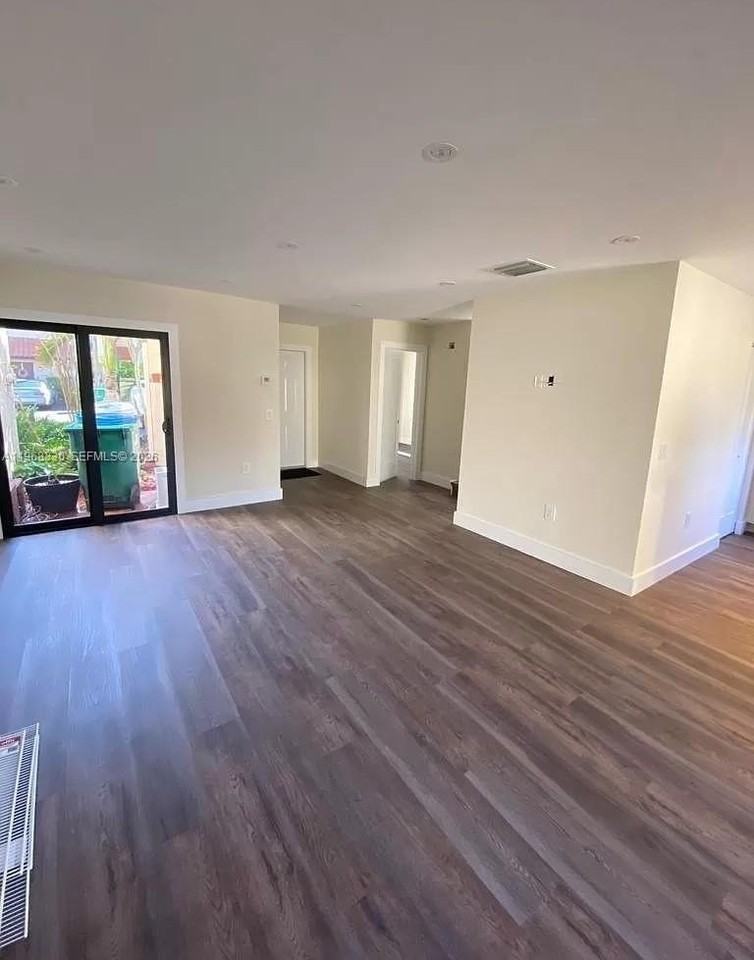 13161 Sw 95th Ave #1 - Photo 5 of 19