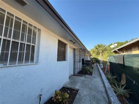 817 5th St #4 - Photo 1 of 1