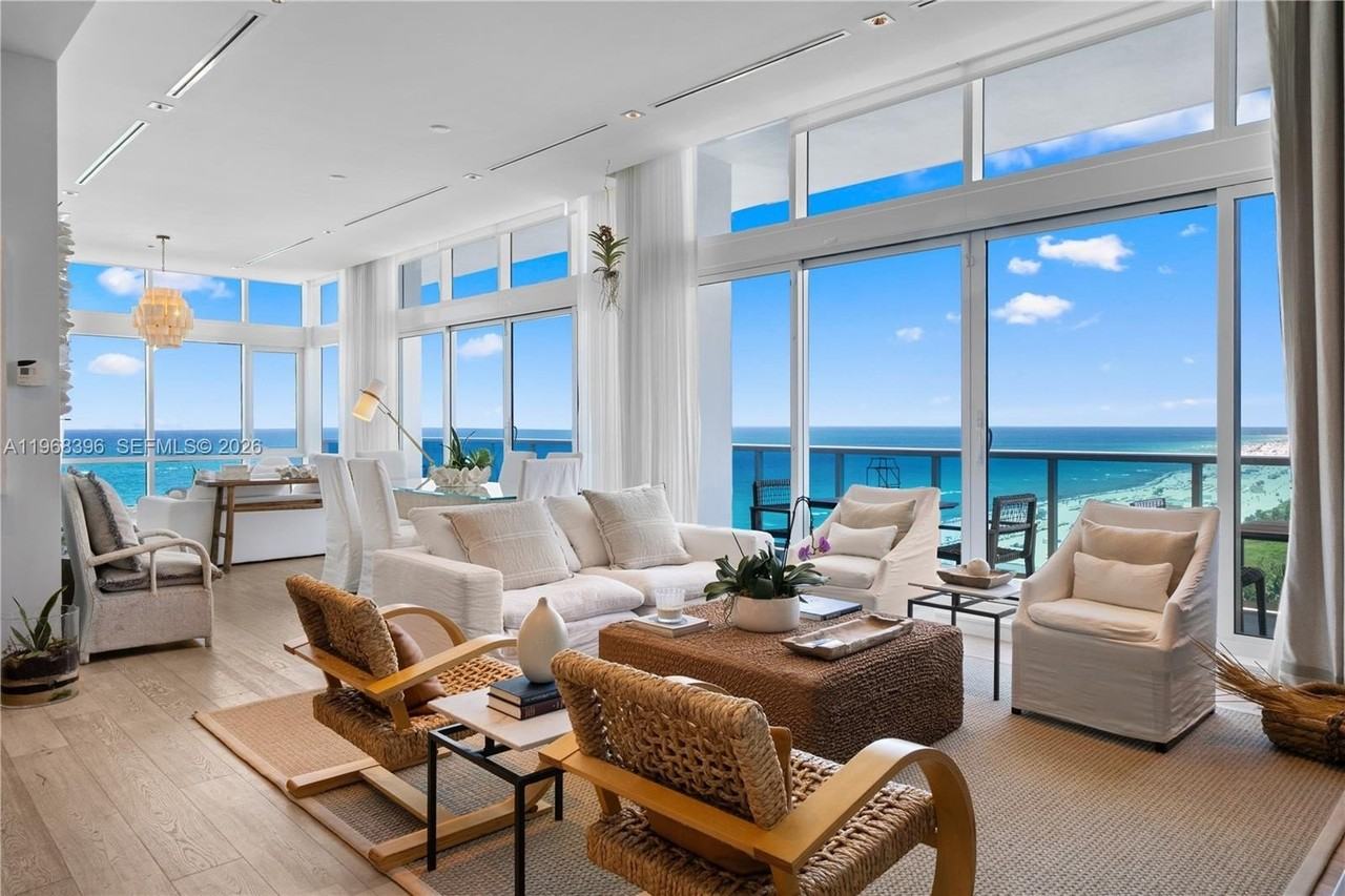 102 24th St - Photo 2 of 50