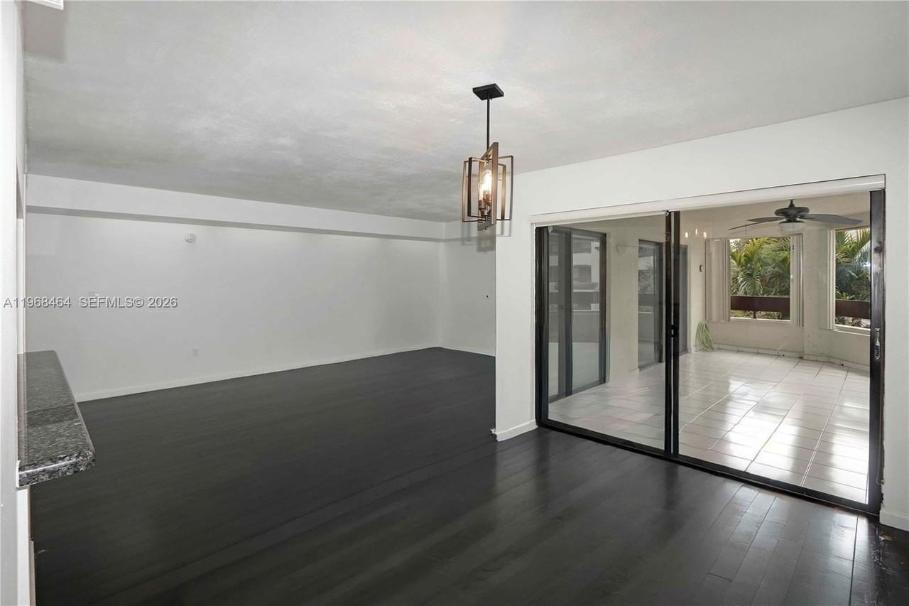 9020 Sw 125th Ave #F303 - Photo 6 of 30