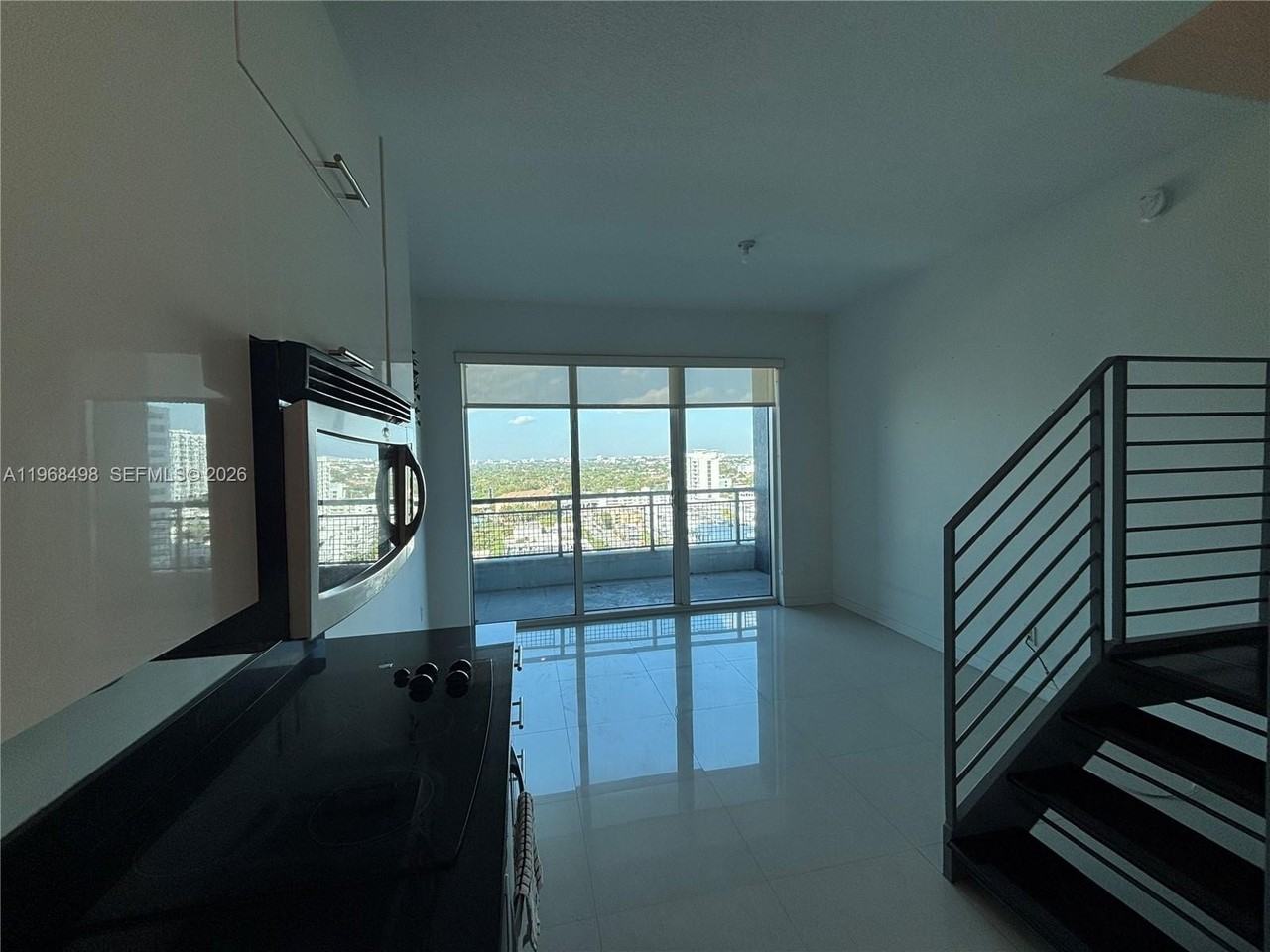 60 SW 13 ST #1415 - Photo 6 of 23