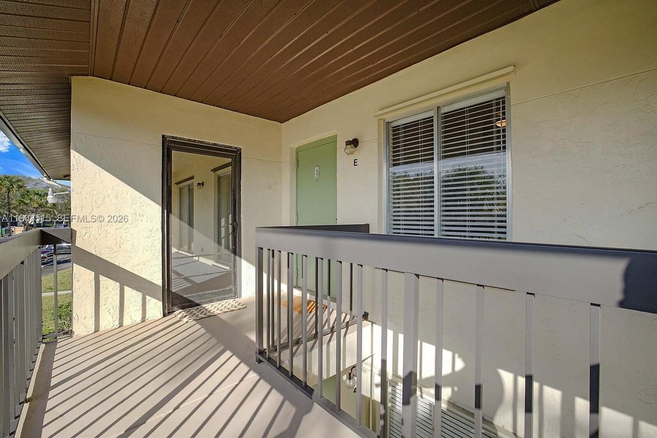 6327 Chasewood Dr #E - Photo 2 of 32