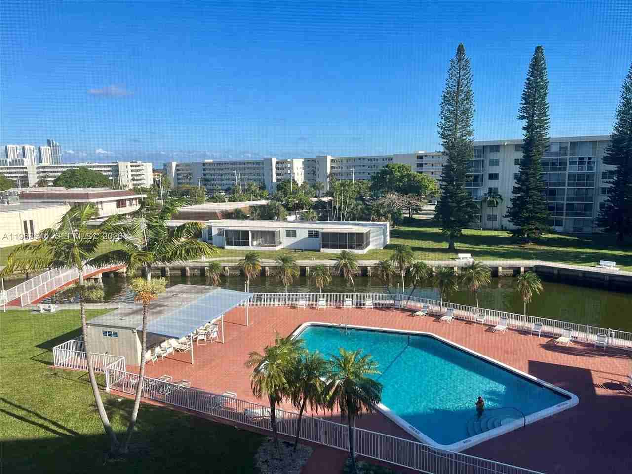 2855 Leonard Dr #H202 - Photo 2 of 34