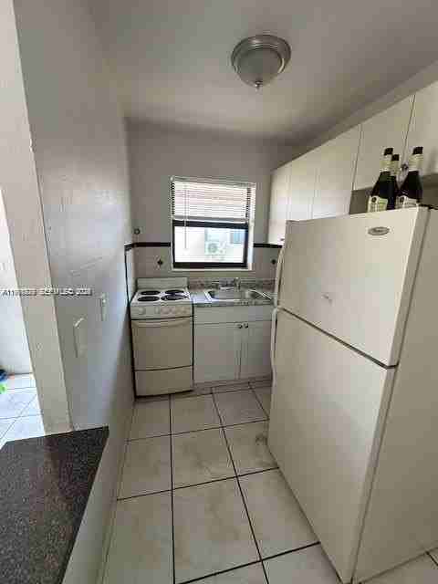 110 W 26th St #6 - Photo 4 of 6