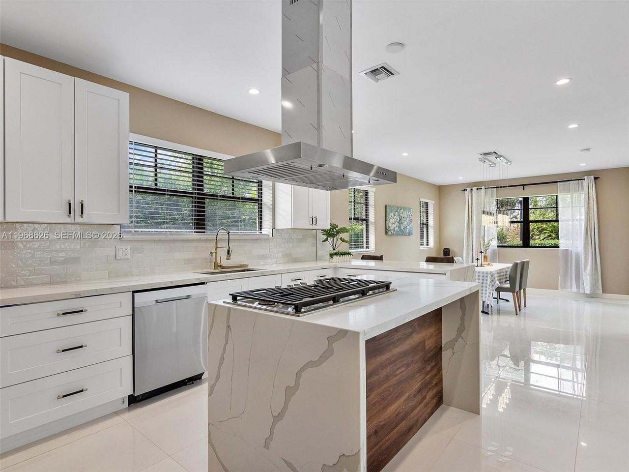 1500 Biarritz Dr #1 - Photo 7 of 18