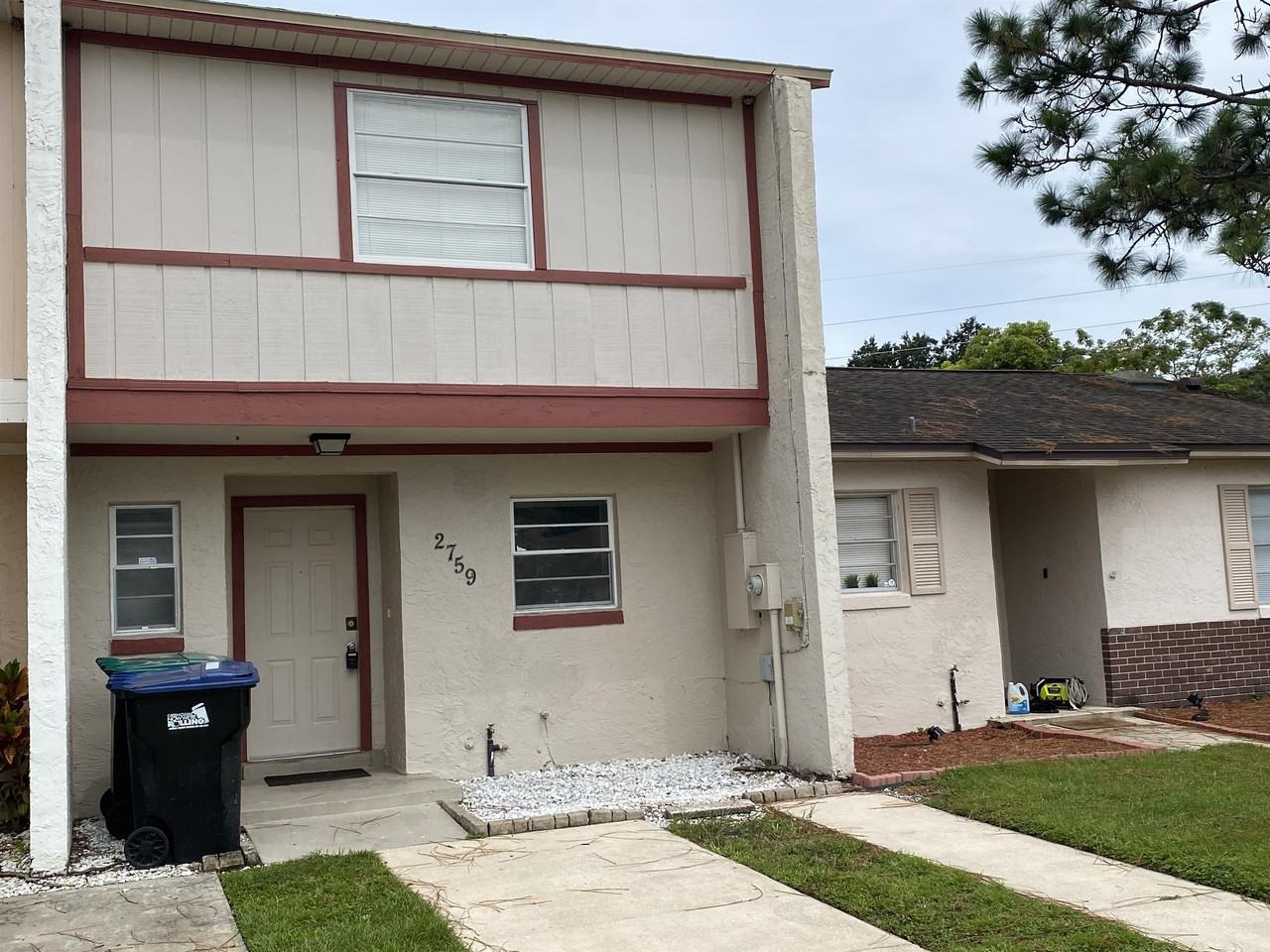 2759 Devie Ct #1 - Photo 4 of 32