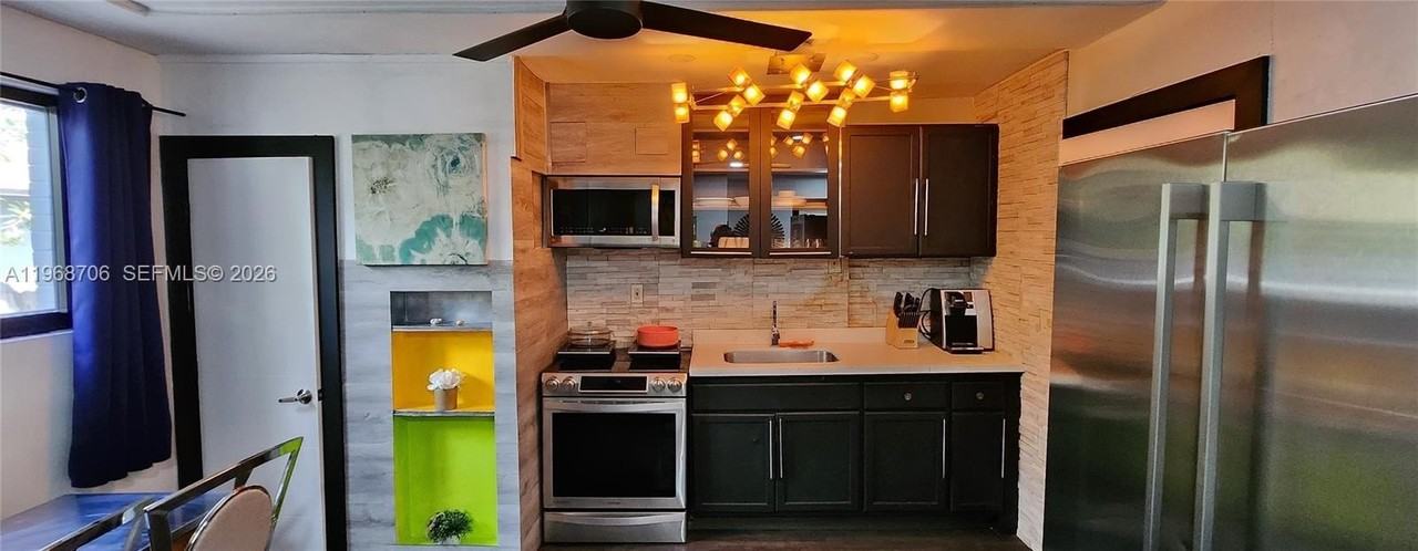 168 Nw 53rd St #2 - Photo 6 of 12