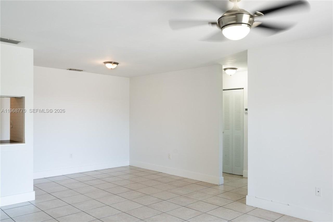 1290 Ne 119th St #1B - Photo 6 of 15