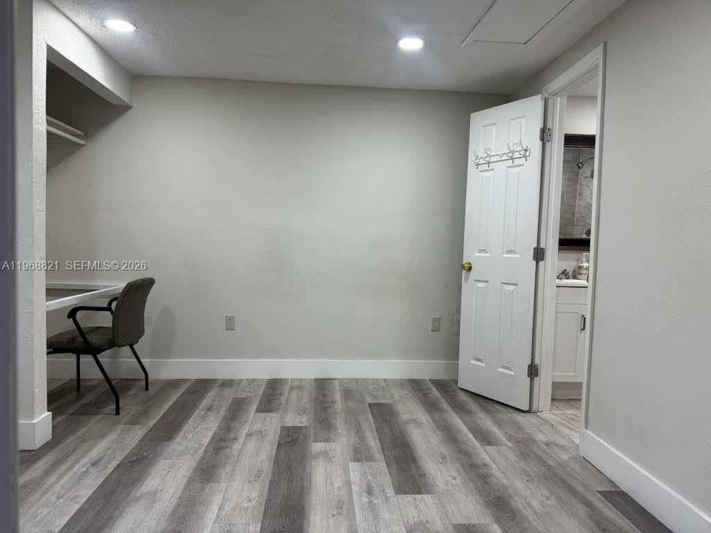 582 E 18th St #C - Photo 3 of 13