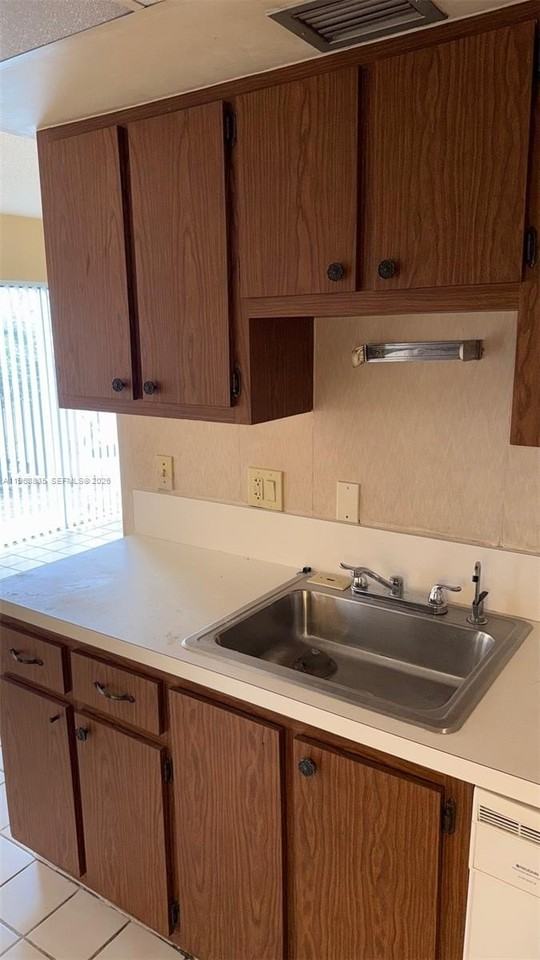 5600 Nw 22nd Ct #1A - Photo 5 of 5