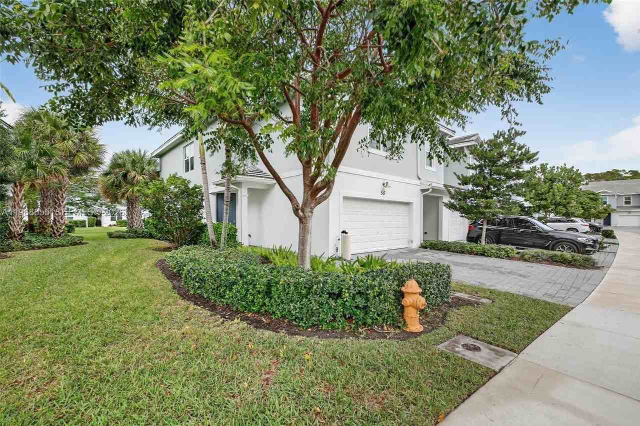 543 Parsons Way - Photo 3 of 50