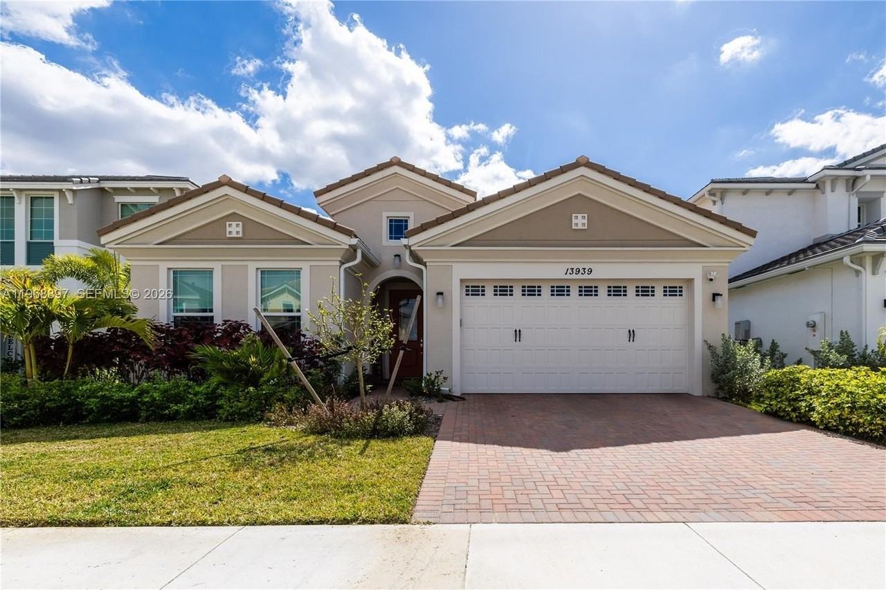 13939 Prickly Cone Cv #0 - Photo 2 of 31