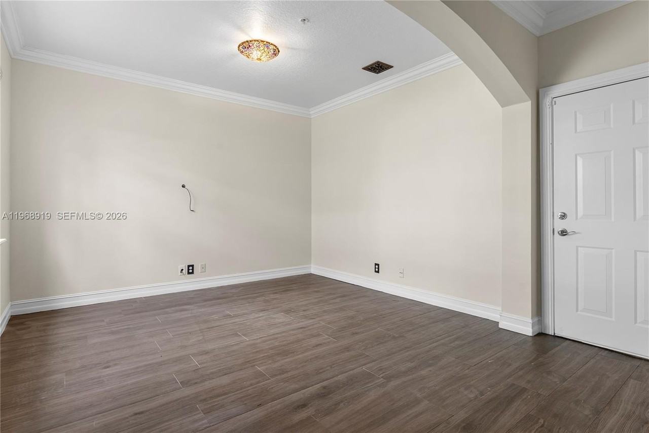 71 Atlantic Grove Way - Photo 7 of 35