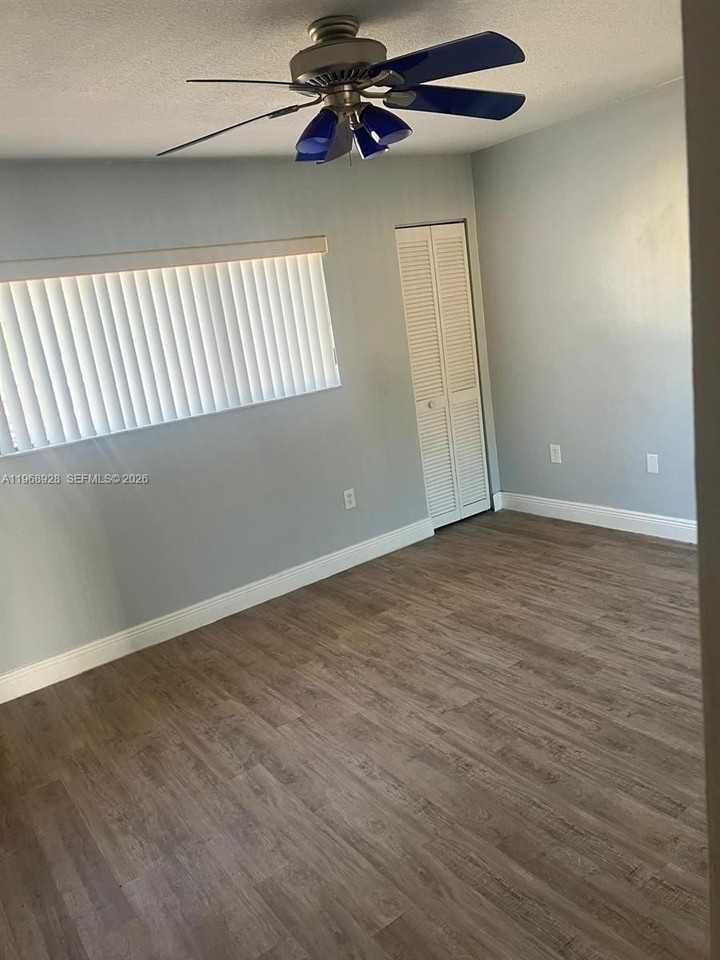 15000 Sw 91st Ter #0 - Photo 7 of 19