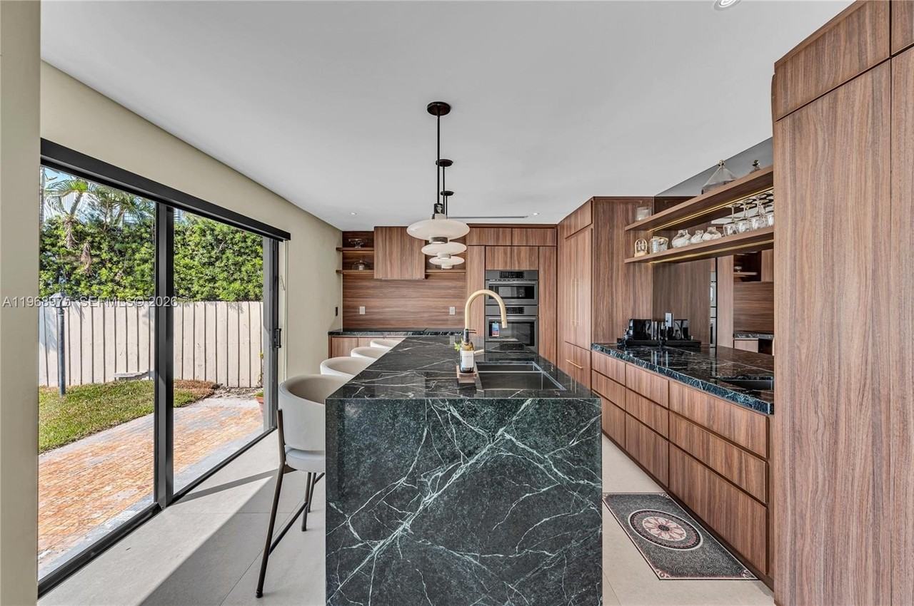 1170 S Biscayne Point Rd #NA - Photo 5 of 48