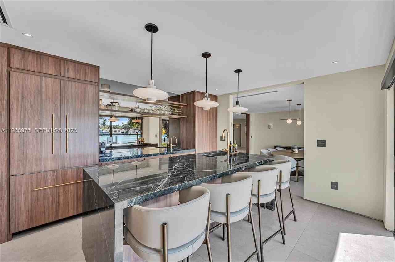 1170 S Biscayne Point Rd #NA - Photo 7 of 48