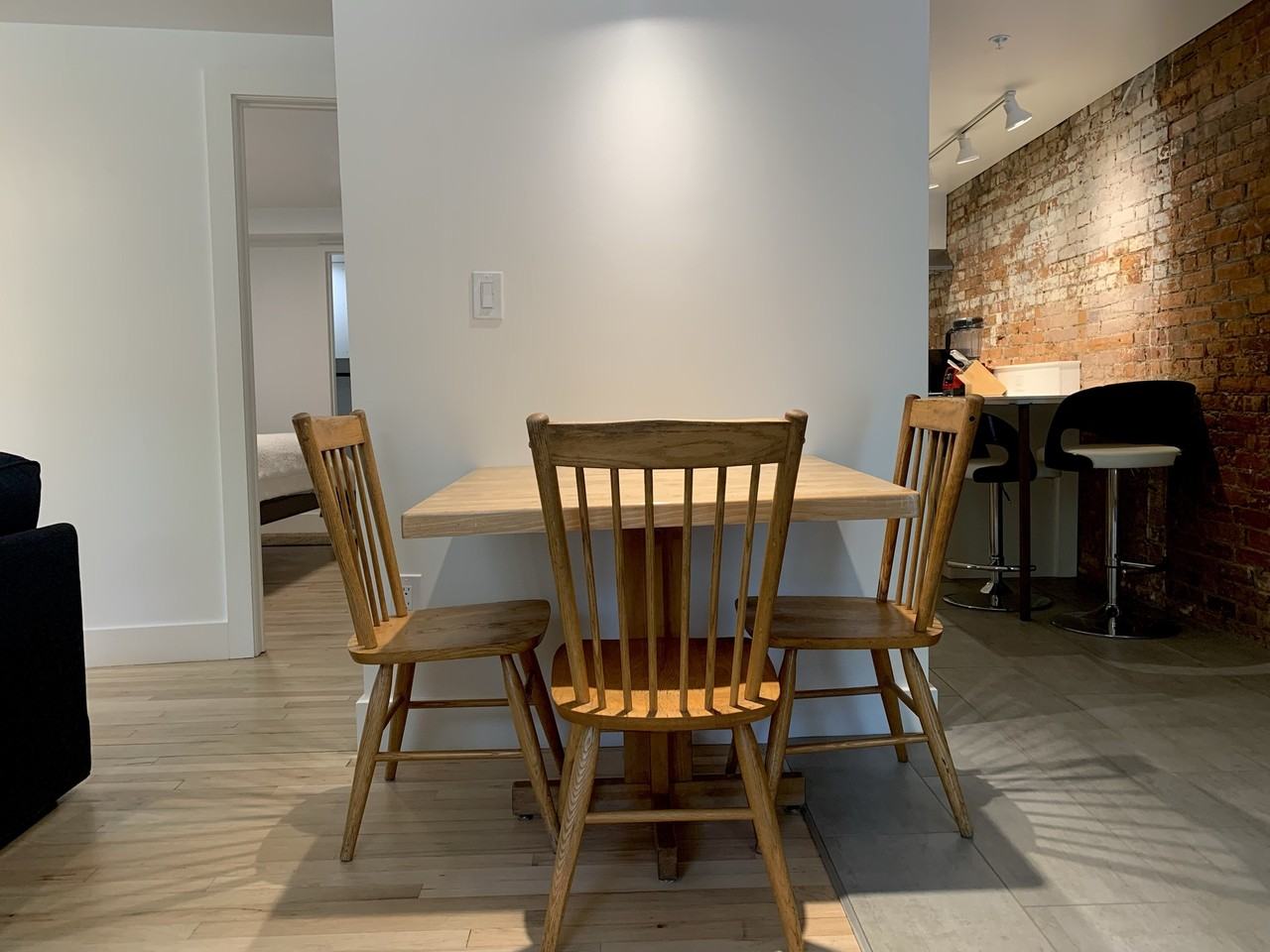 25 E Main St #1 - Photo 4 of 11