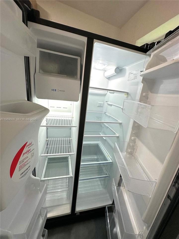 1960 W 63rd St - Photo 6 of 12