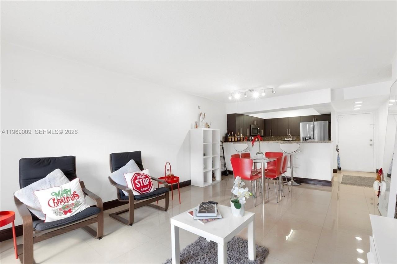 4910 Nw 79th Ave #103 - Photo 6 of 22