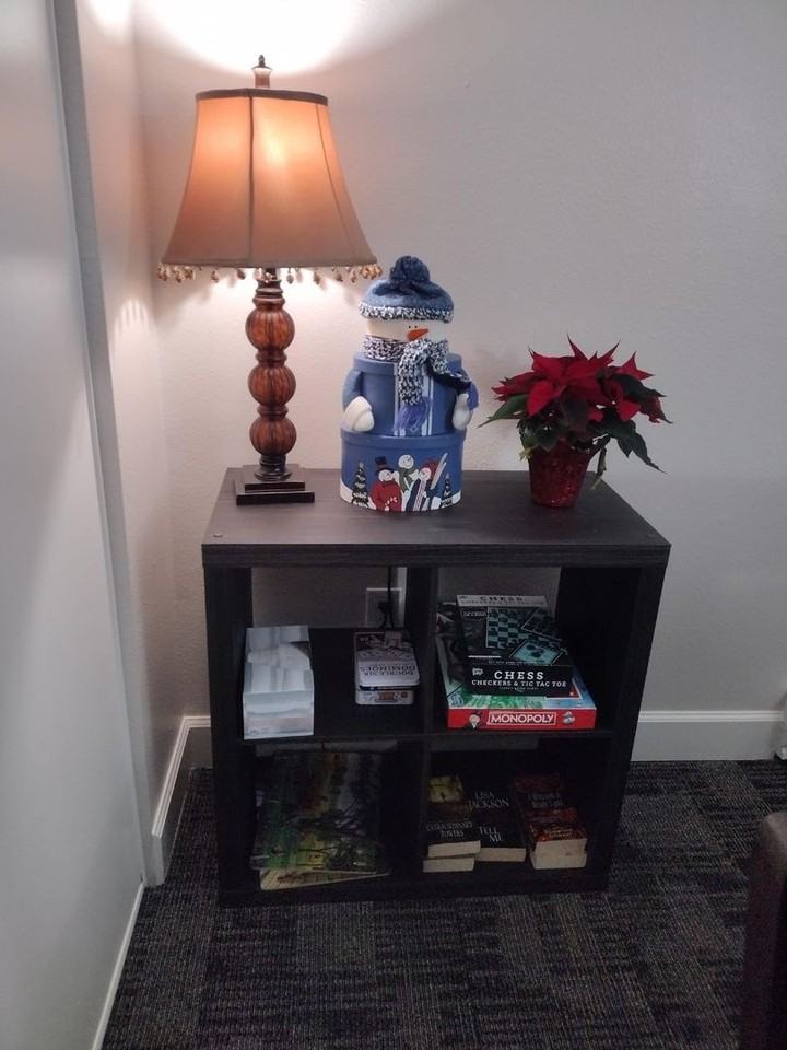 Chelan Apartments - Photo 3 of 40