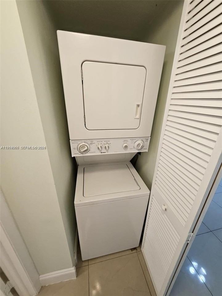 8365 Sw 152nd Ave #PH2 - Photo 6 of 14