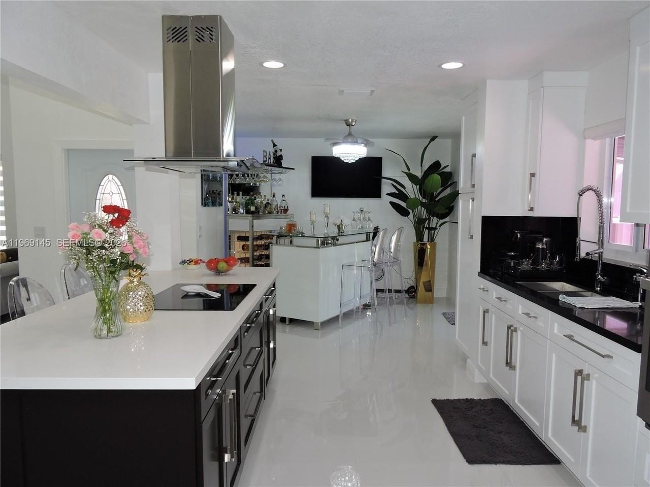 15220 Sw 49th St - Photo 6 of 50