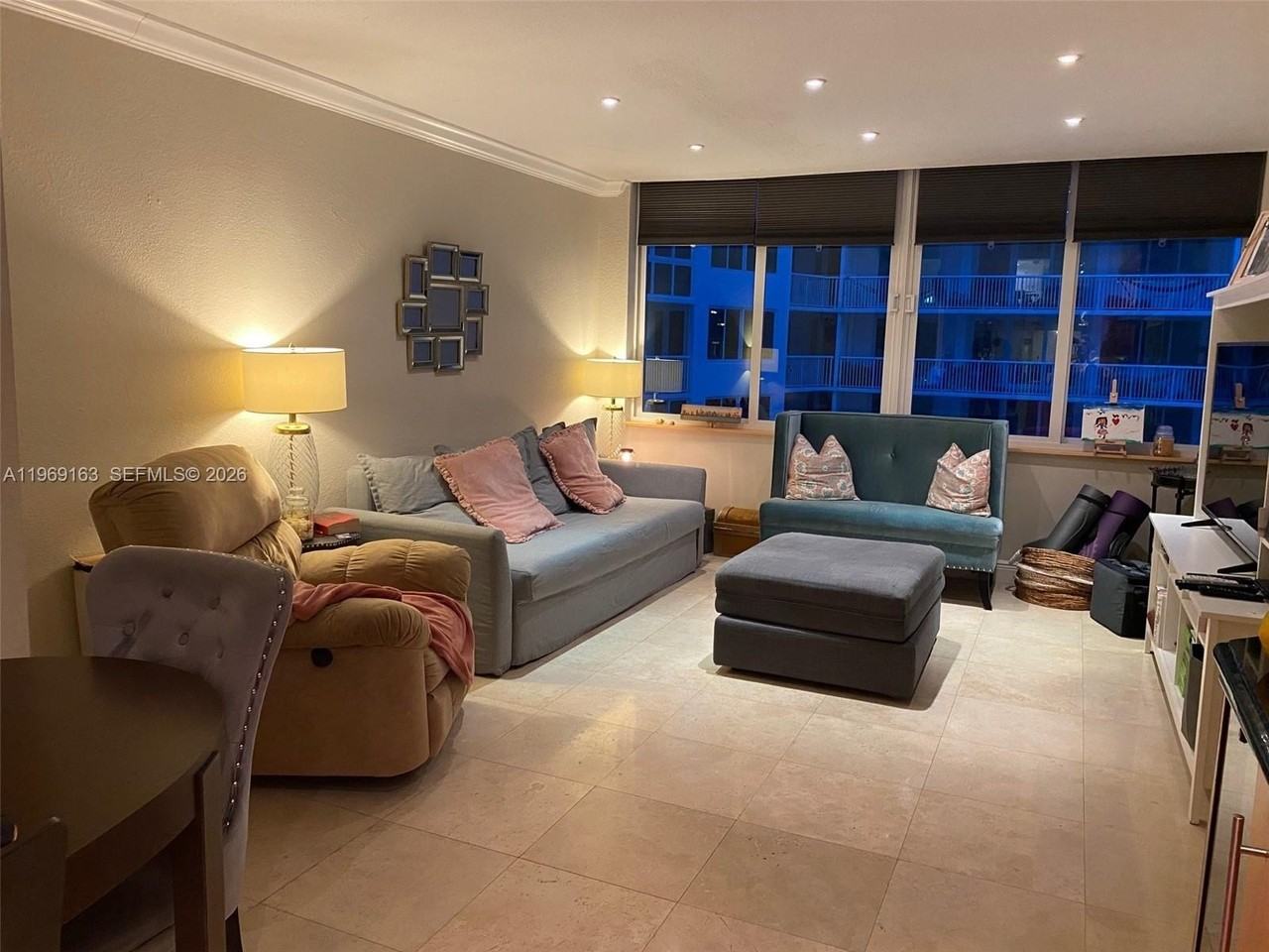 5401 Collins Ave #339 - Photo 2 of 37