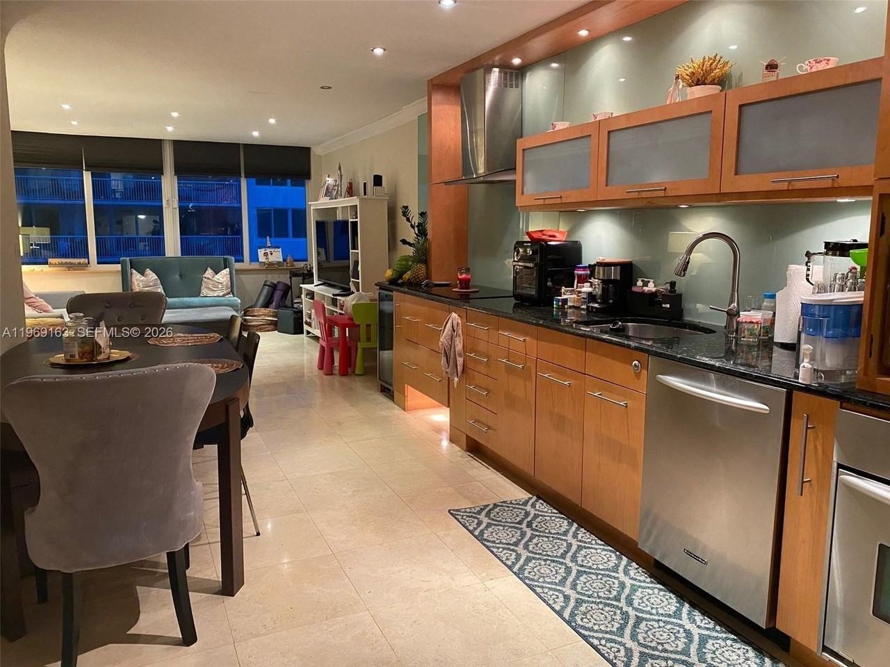 5401 Collins Ave #339 - Photo 6 of 37