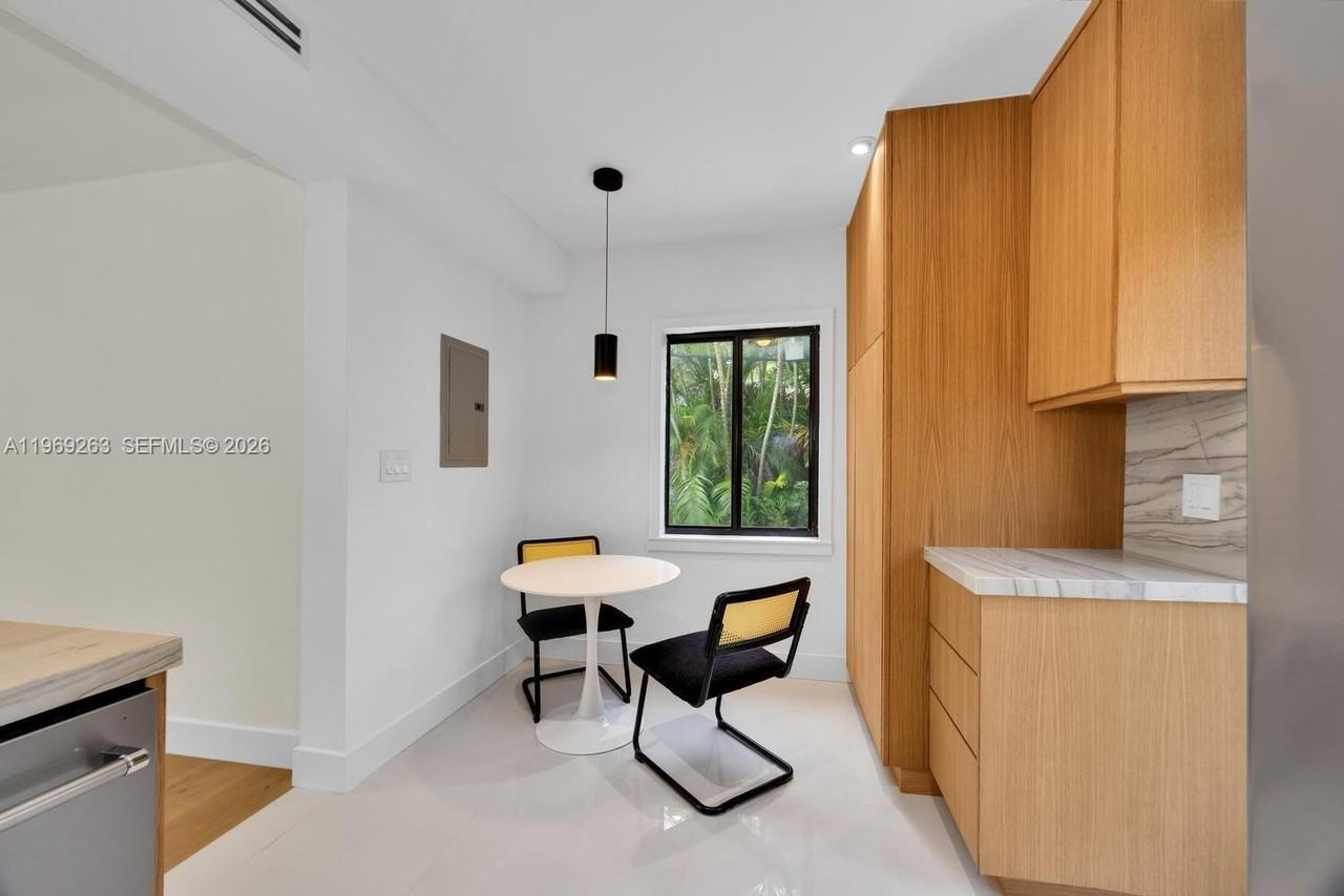 3791 Sw 26th Ter #3791 - Photo 5 of 13