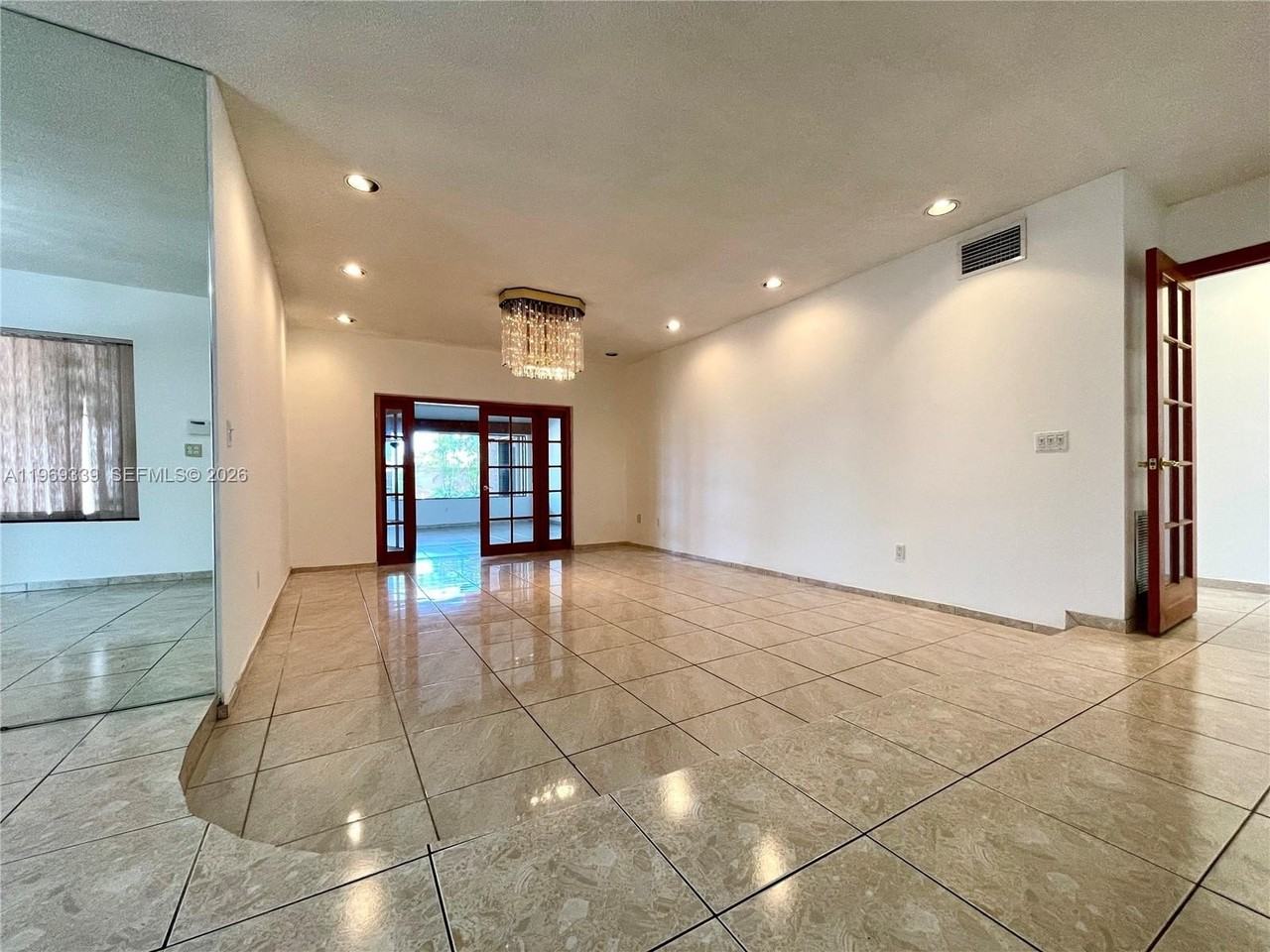 2351 Sw 92nd Pl - Photo 2 of 24