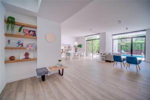 featured image of 8660 Arboretum Ln