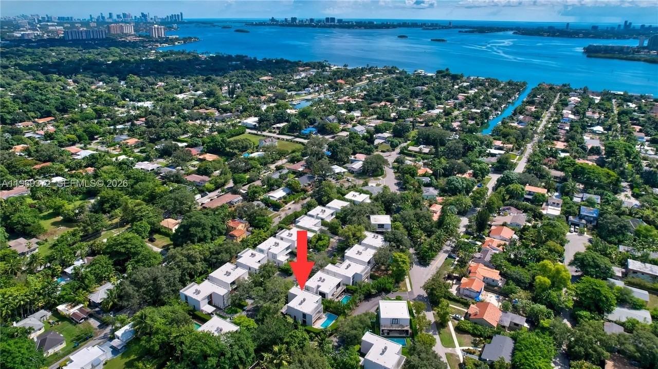 8660 Arboretum Ln - Photo 3 of 50