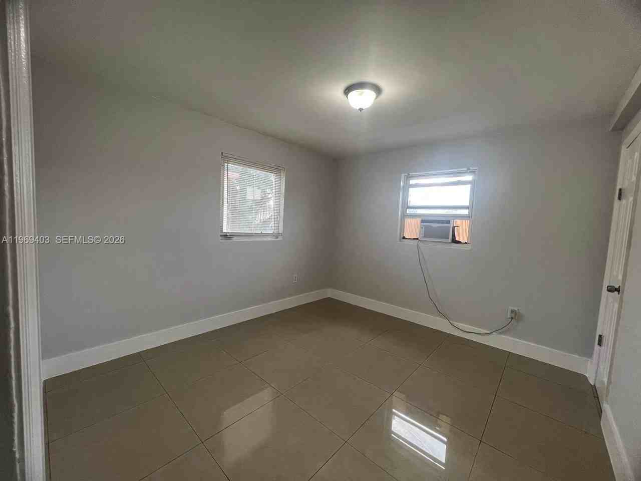 1285 Nw 60th St #4 - Photo 5 of 13