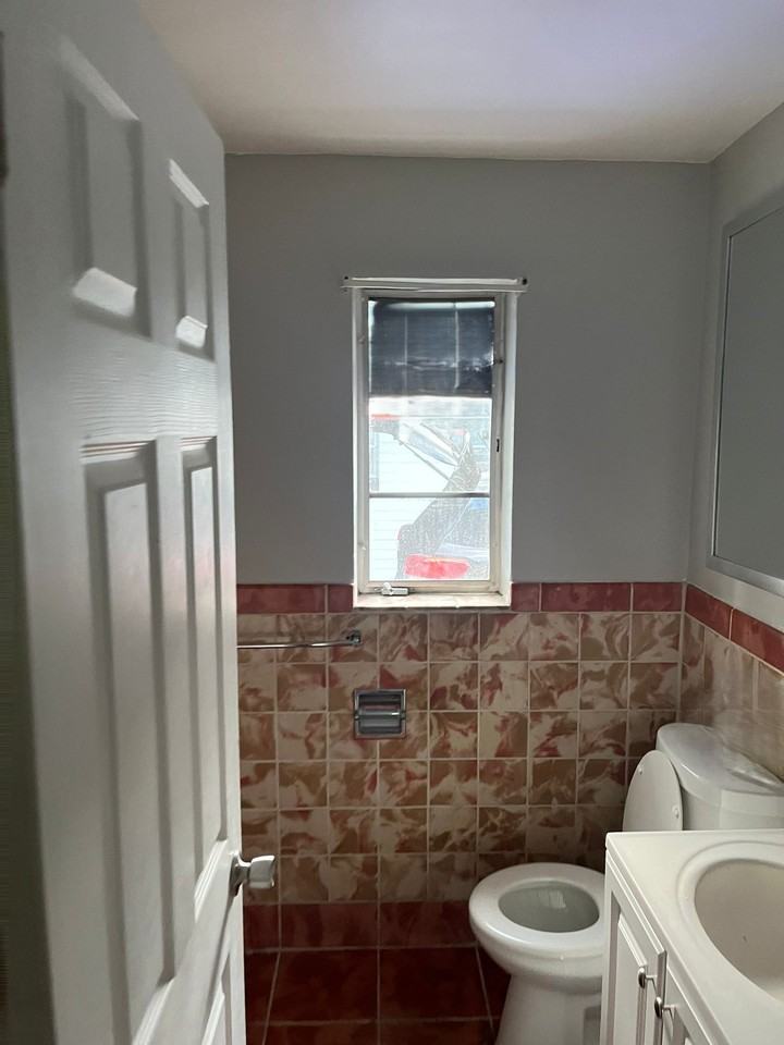 E Monument Ave #2 - Photo 4 of 13