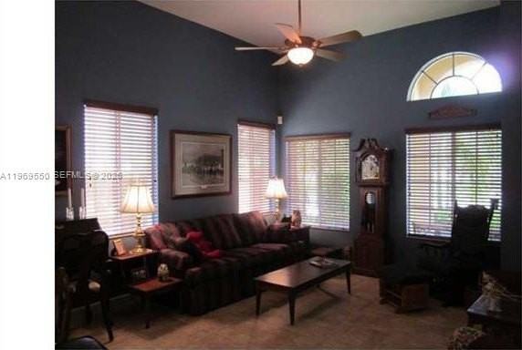 9468 Sw 221st Ln - Photo 7 of 19