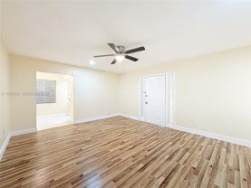 2335 Ne 172nd St #4 - Photo 1 of 1