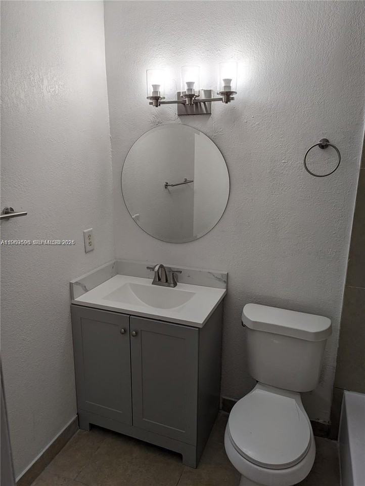 5820 Nw 14th Ct #1 - Photo 6 of 16