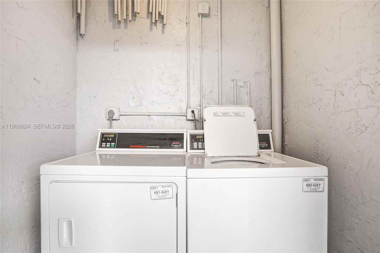 1800 N Congress Ave #102 - Photo 5 of 10