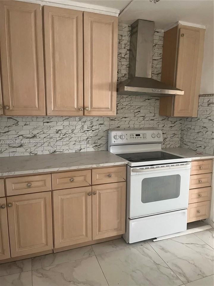 6548 Racquet Club Dr #89 - Photo 5 of 12