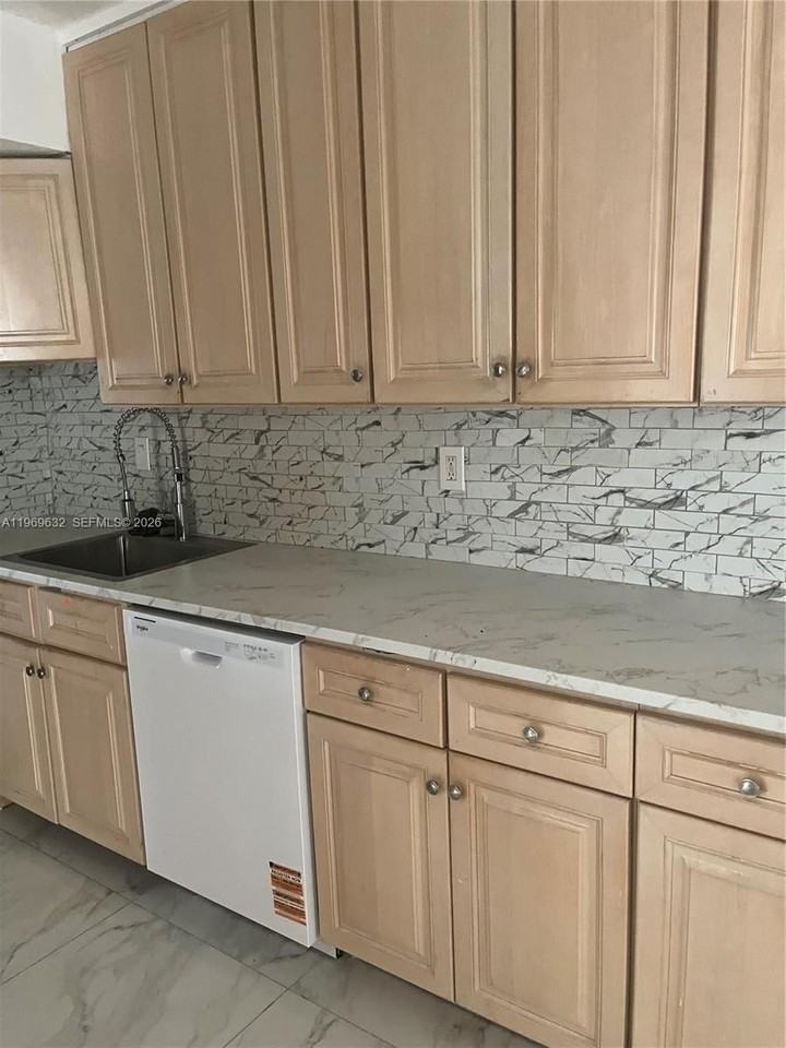 6548 Racquet Club Dr #89 - Photo 4 of 12