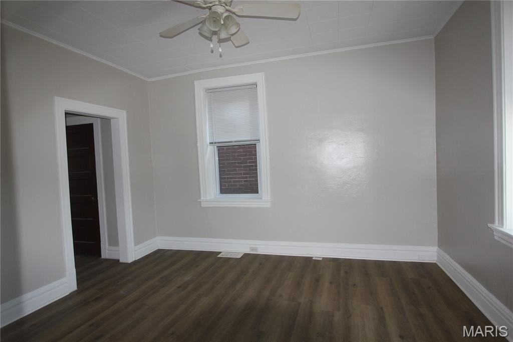 4614 Cecil Pl - Photo 7 of 14