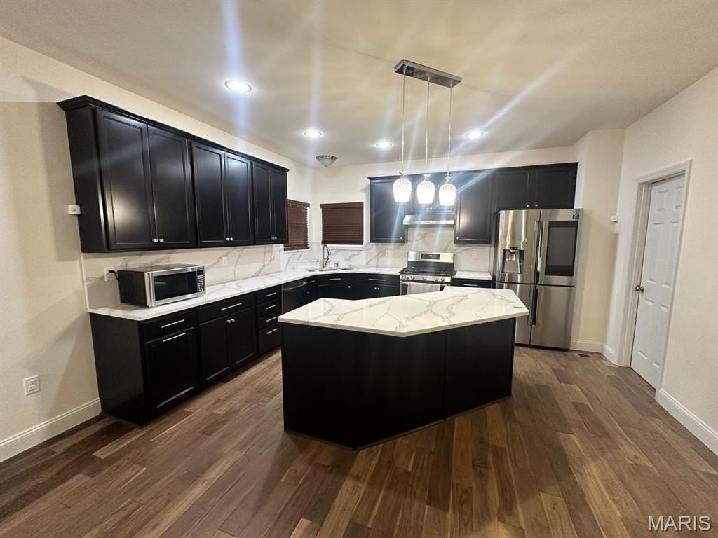 330 Wilhelmine Ct - Photo 7 of 33