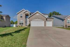 featured image of 253 Village Creek Dr