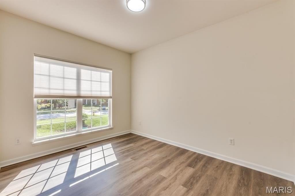 253 Village Creek Dr - Photo 7 of 50