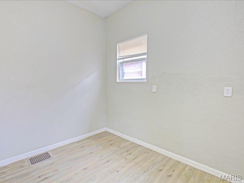 6730 Vermont Ave - Photo 4 of 16