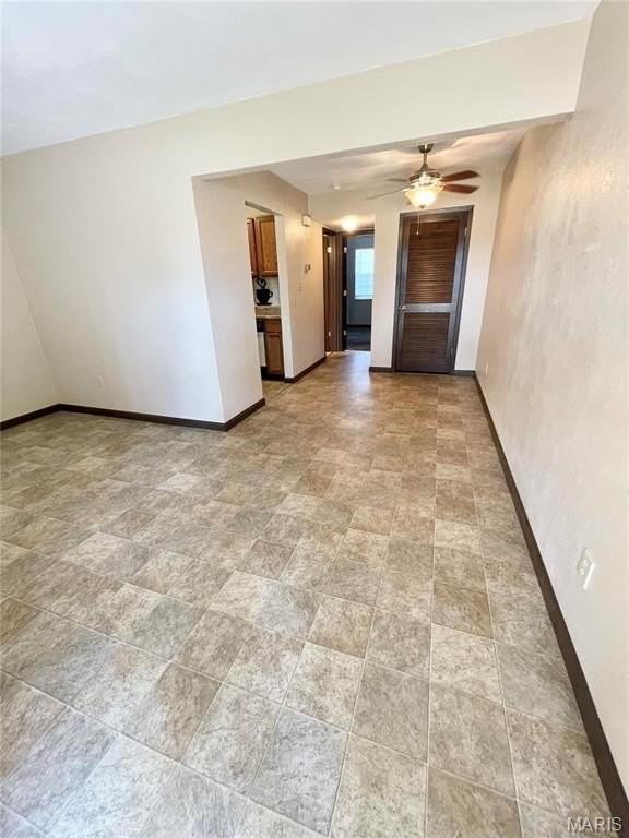 11 Pheasantwood Dr #F - Photo 2 of 9